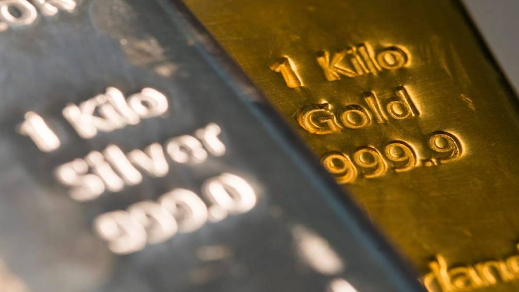 Gram altın alacakların canı fena sıkılacak! İslam Memiş altın ve dolardaki yeni rekoru açıkladı 10